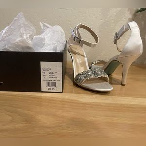 Size 6, new in box wedding shoes